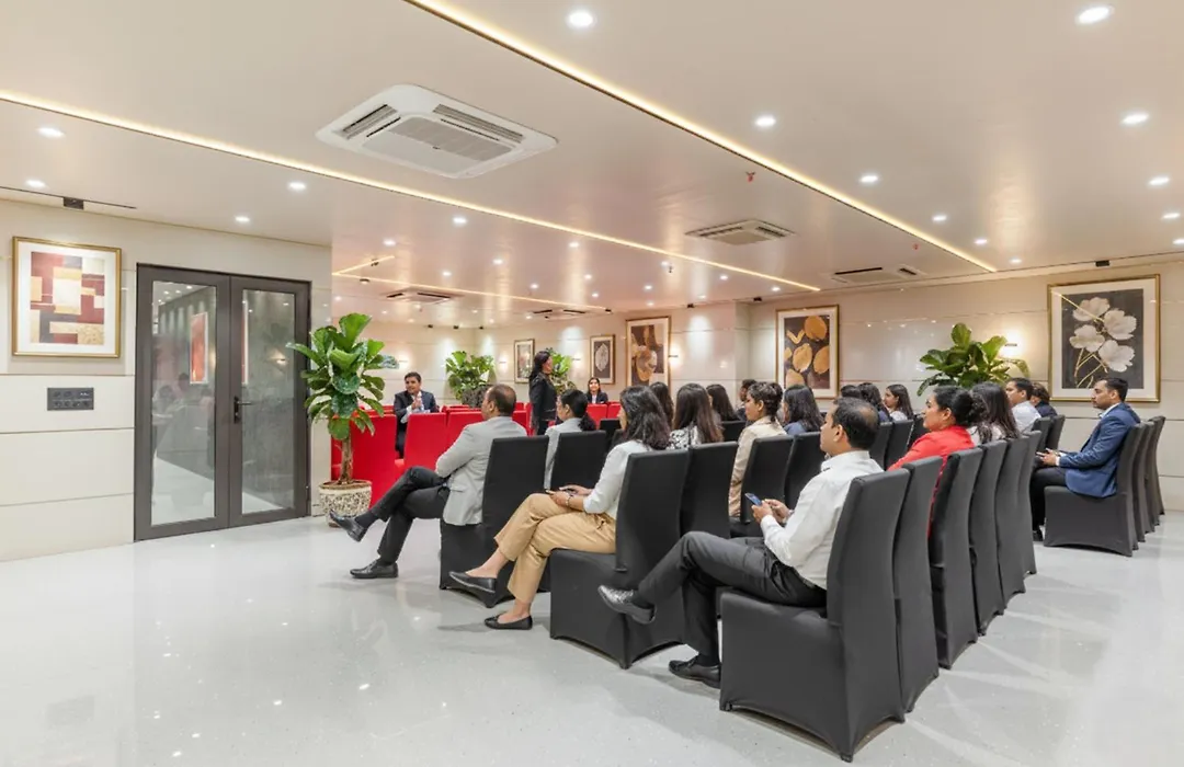 Fabhotel Red Vibe-1
