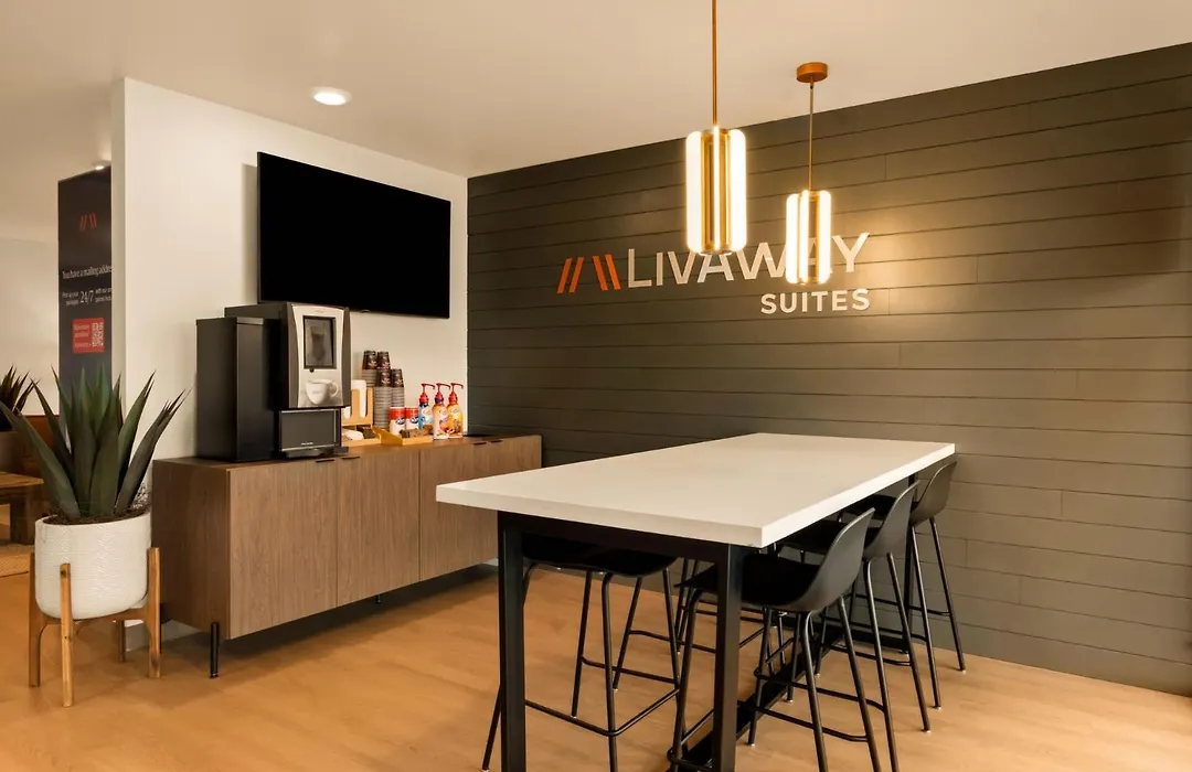 Livaway Suites Tri-Cities-Richland-1
