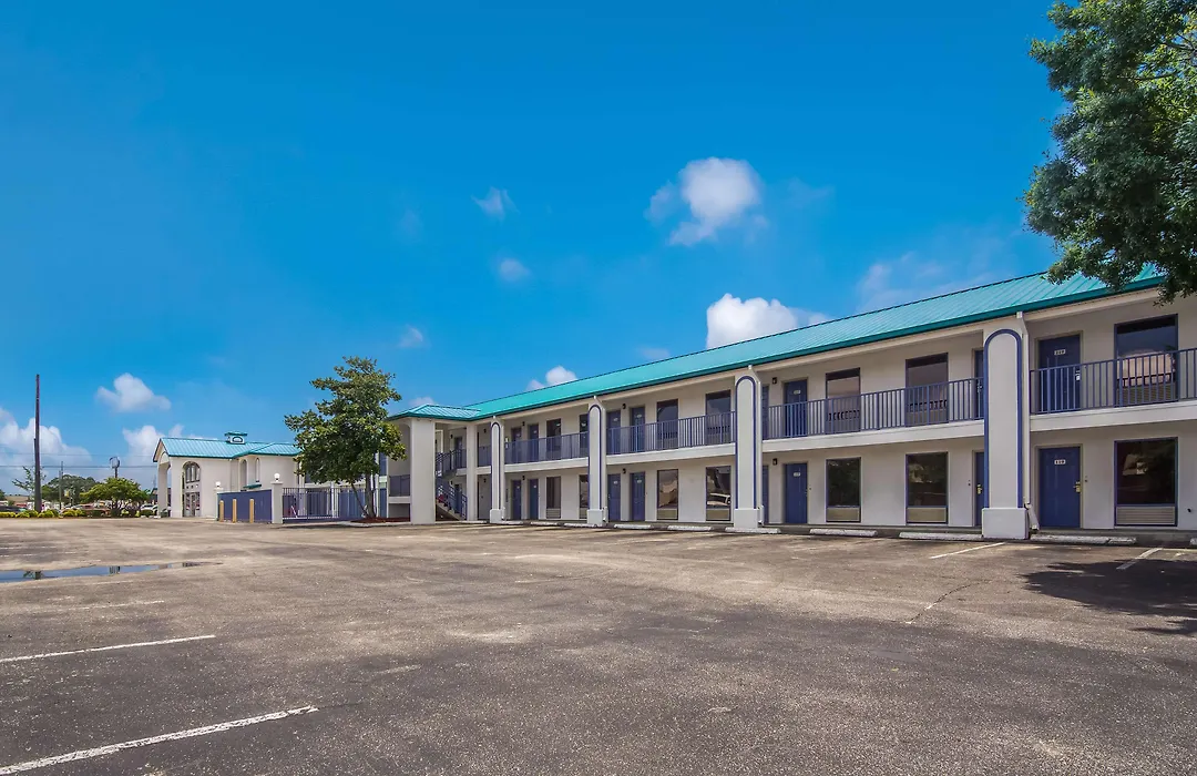 Motel 6 Pensacola, Fl - Nas-1
