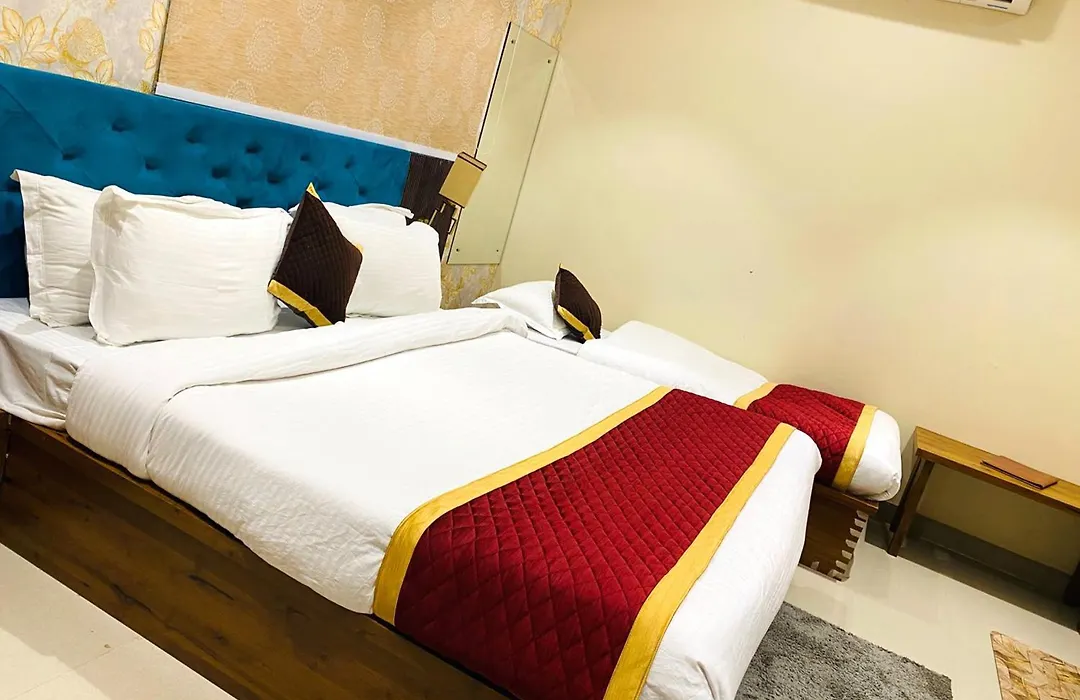 Hotel Tulsi Grand Inn-1