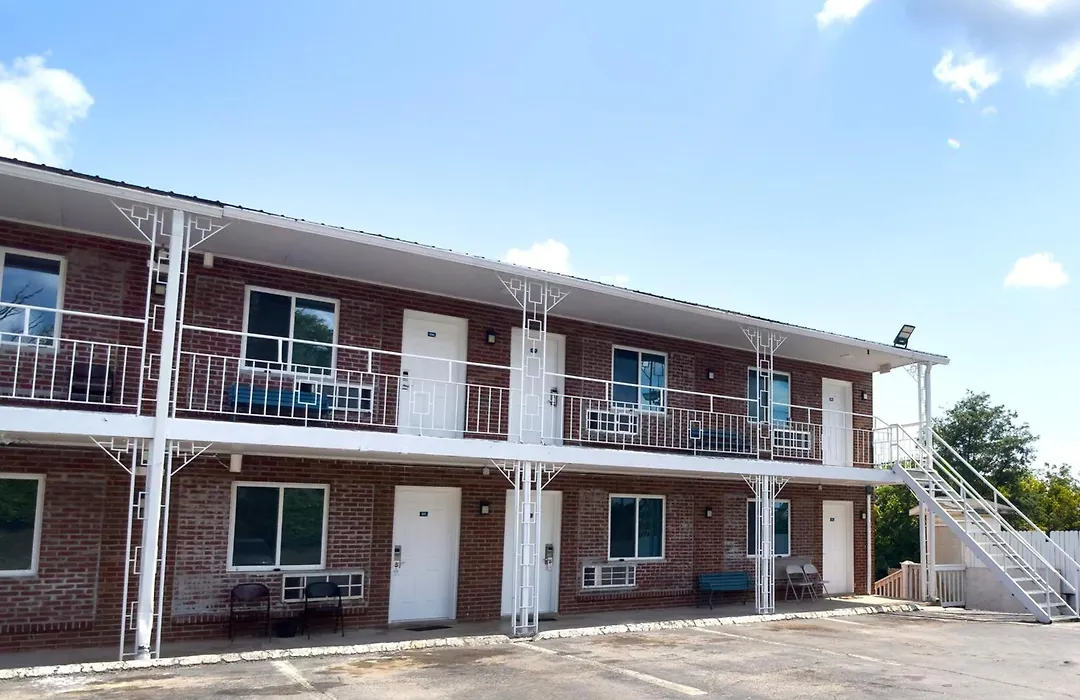 Imperial Inn Tazewell-1