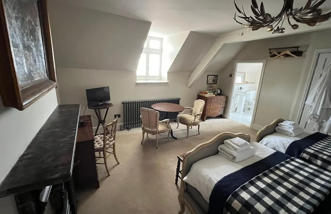 Uplands Guest House-1
