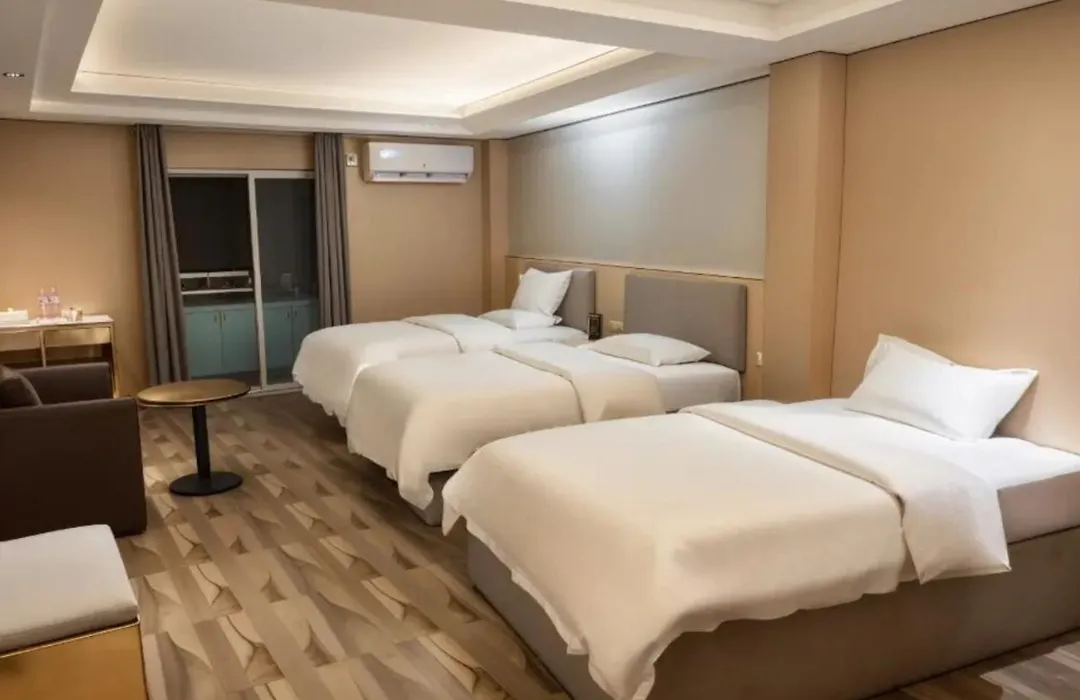 Star Valley Hotel-1