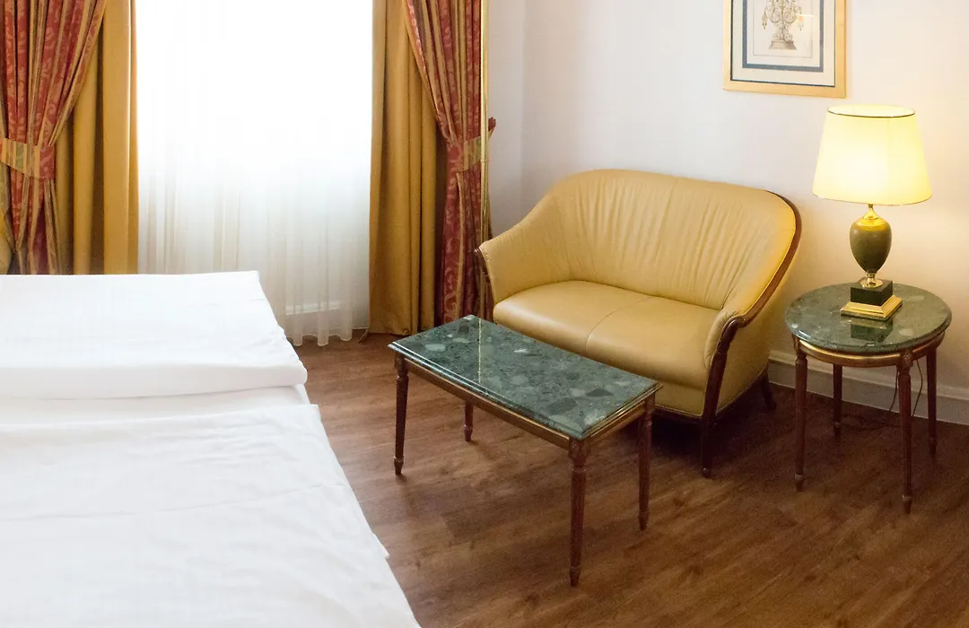 DORMERO Hotel Halle-1