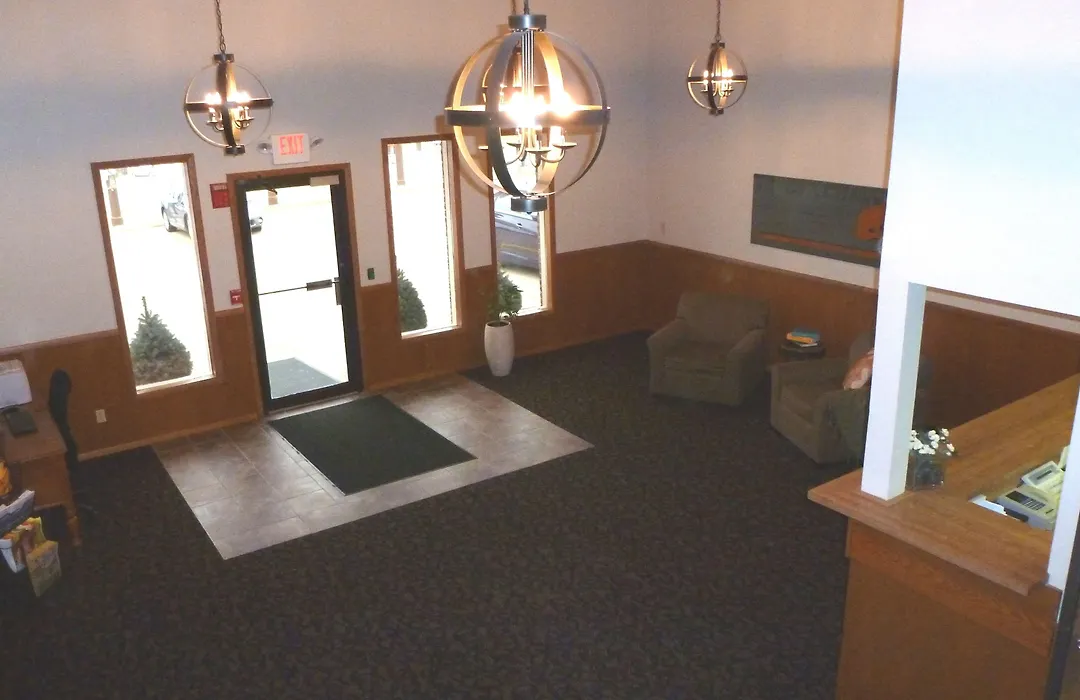 Travelodge By Wyndham Jefferson City-1