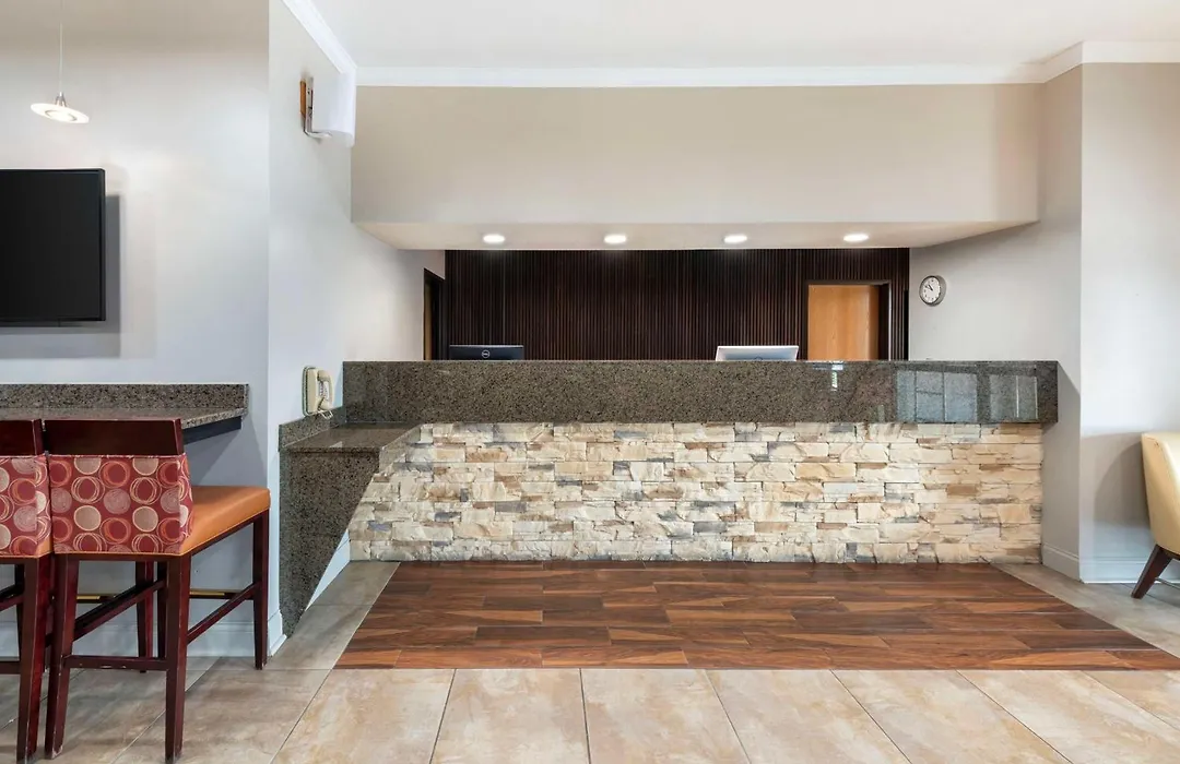 Best Western Plus Albert Lea I-90/I-35 Hotel-1