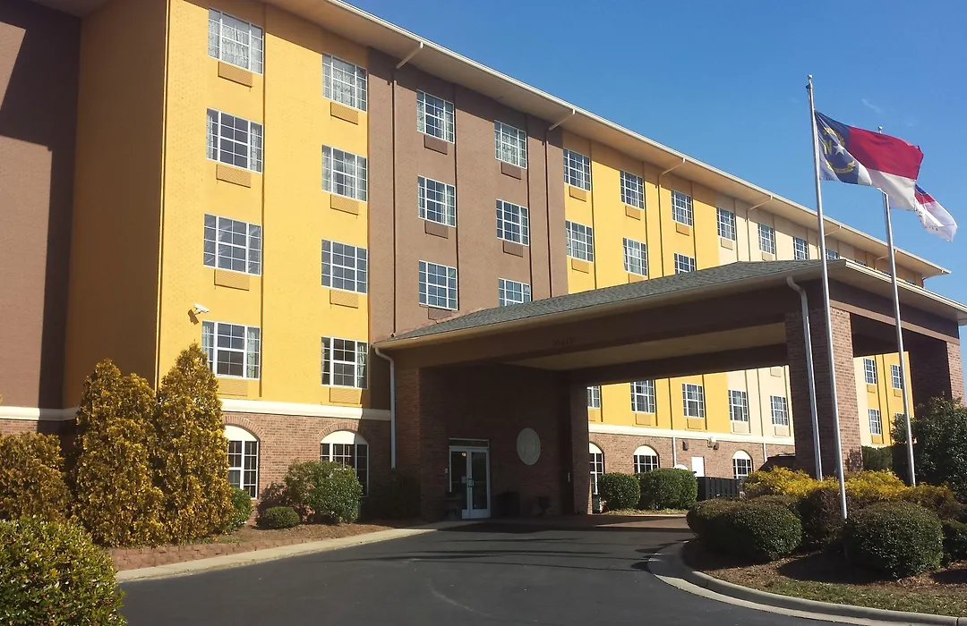 Comfort Suites Pineville - Ballantyne Area-1