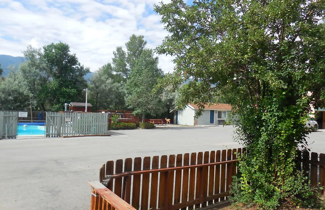 Salida Inn & Monarch Suites-1