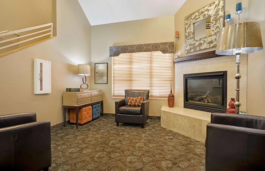 Days Inn By Wyndham Eagan Minnesota Near Mall Of America-1