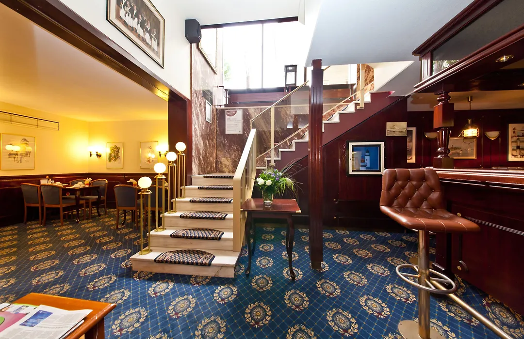 Hotel Leonet-1
