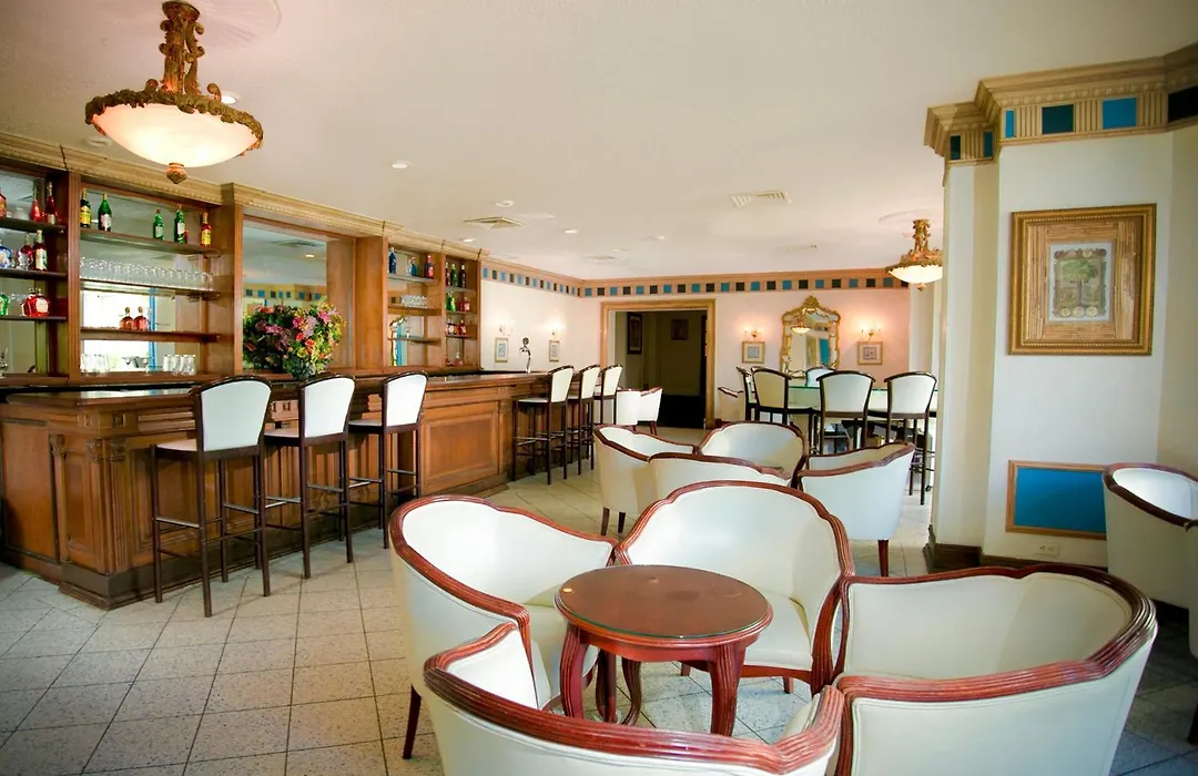 Breezes Resort & Spa All Inclusive, Bahamas (Adults Only)-1