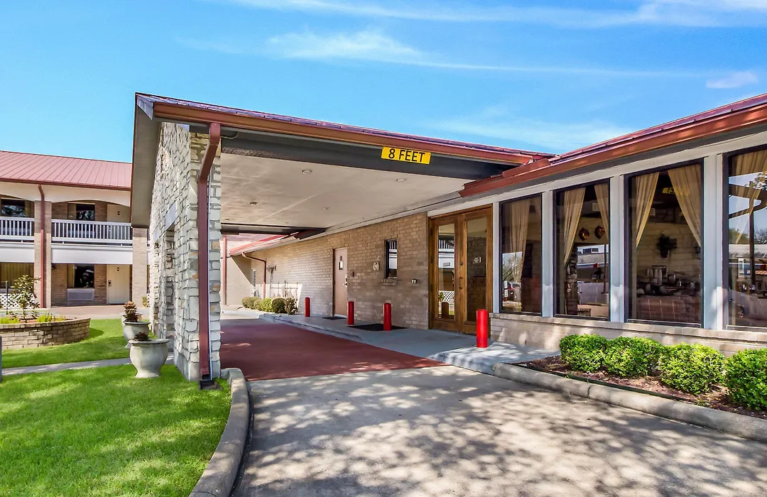 Americas Best Value Inn Columbus-1
