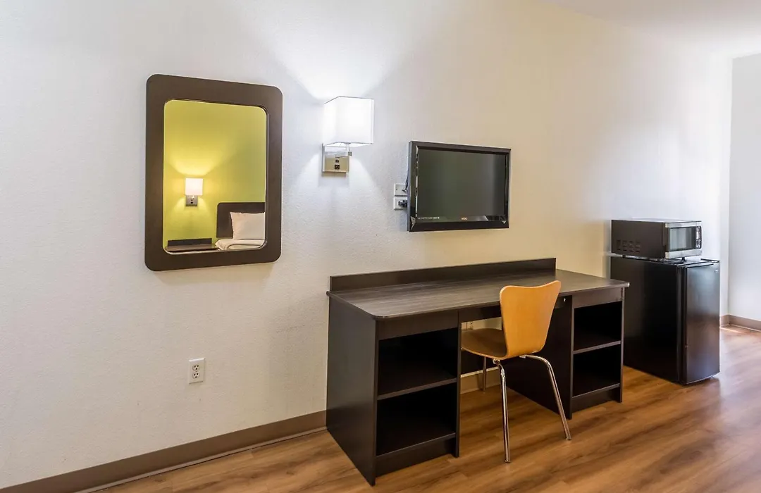 Motel 6-North Richland Hills, Tx - Rufe Snow-1