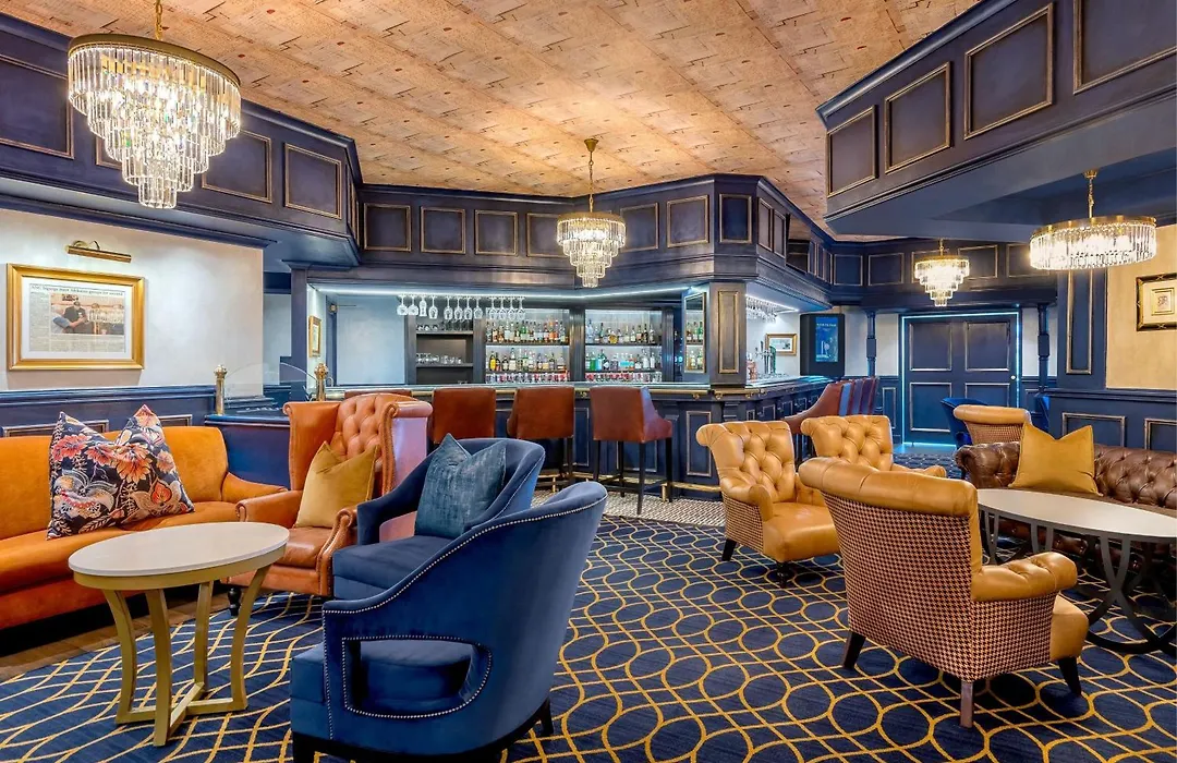 Protea Hotel By Marriott Johannesburg Balalaika Sandton-1