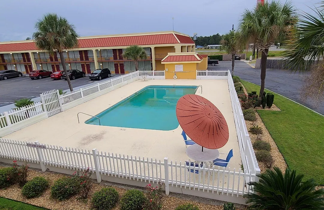 Red Roof Inn Tifton-1