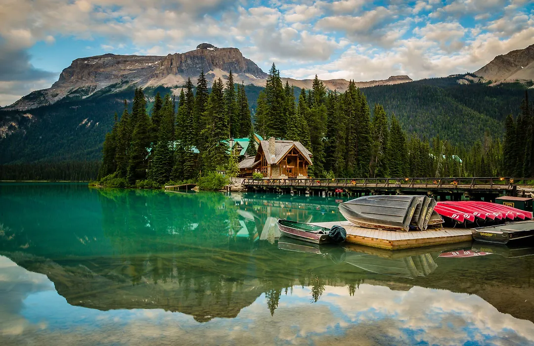 Emerald Lake Lodge-1