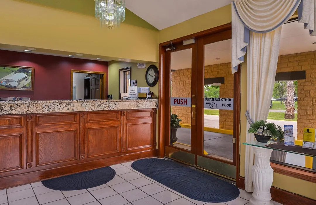 Americas Best Value Inn West Columbia-1