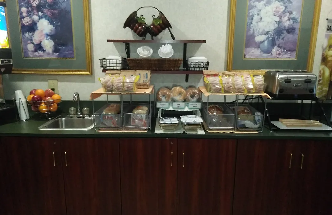 Microtel Inn & Suites By Wyndham Rock Hill/Charlotte Area-1