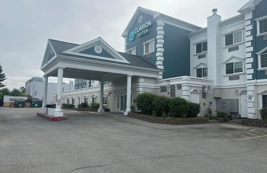 Clarion Suites Anchorage Downtown-1