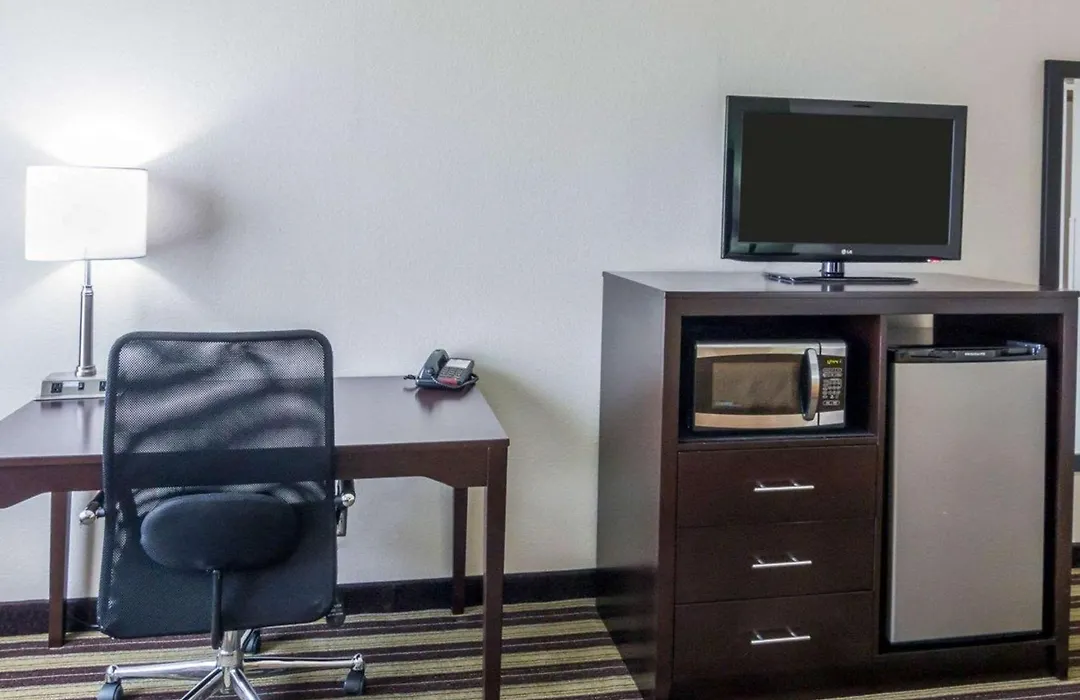 Quality Inn & Suites West Monroe-1