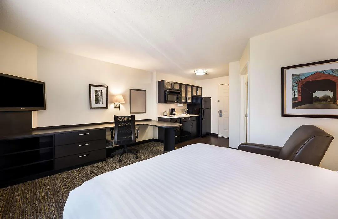 Sonesta Simply Suites Plano Frisco-1
