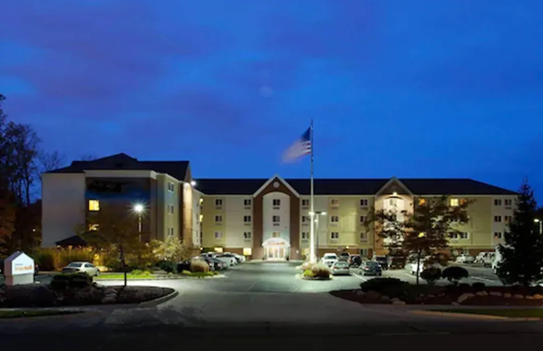 Sonesta Simply Suites Cleveland North Olmsted Airport-1