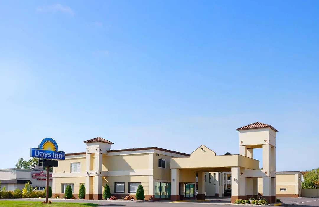 Days Inn By Wyndham Tonawanda/Buffalo-1