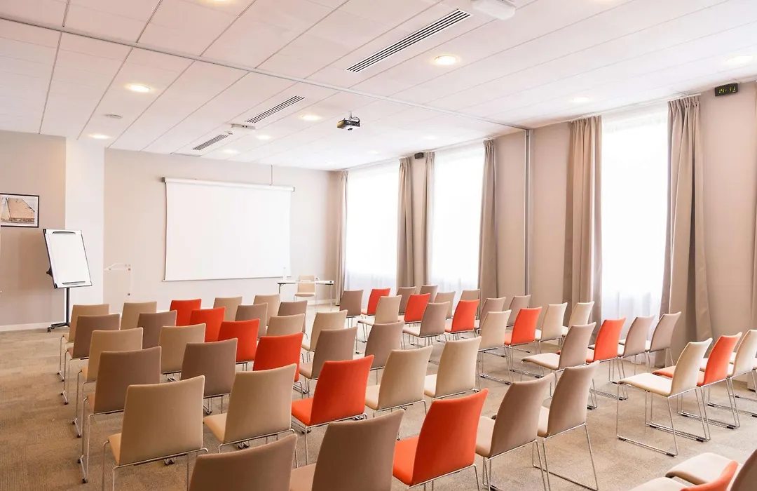 Best Western Plus Paris Saclay-1