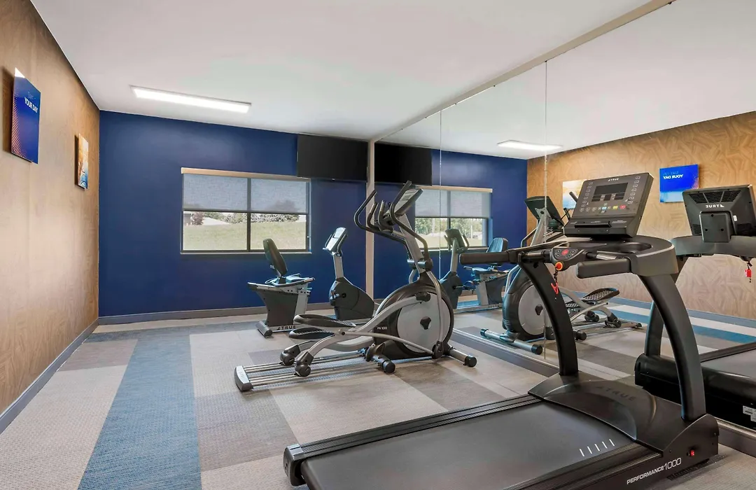 Comfort Inn Kendallville East-1