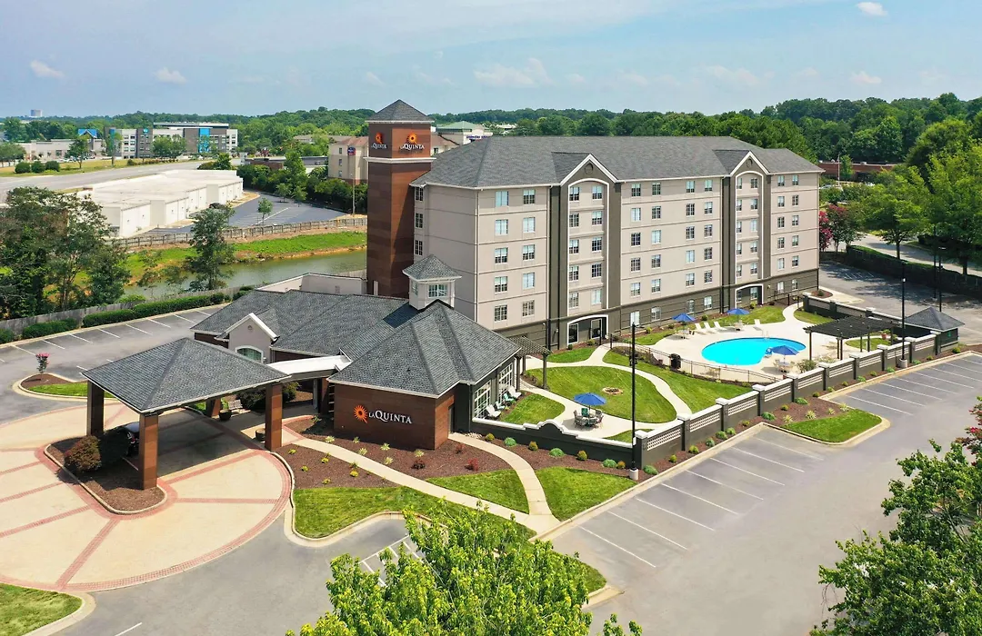 La Quinta By Wyndham Greensboro Highpoint-1
