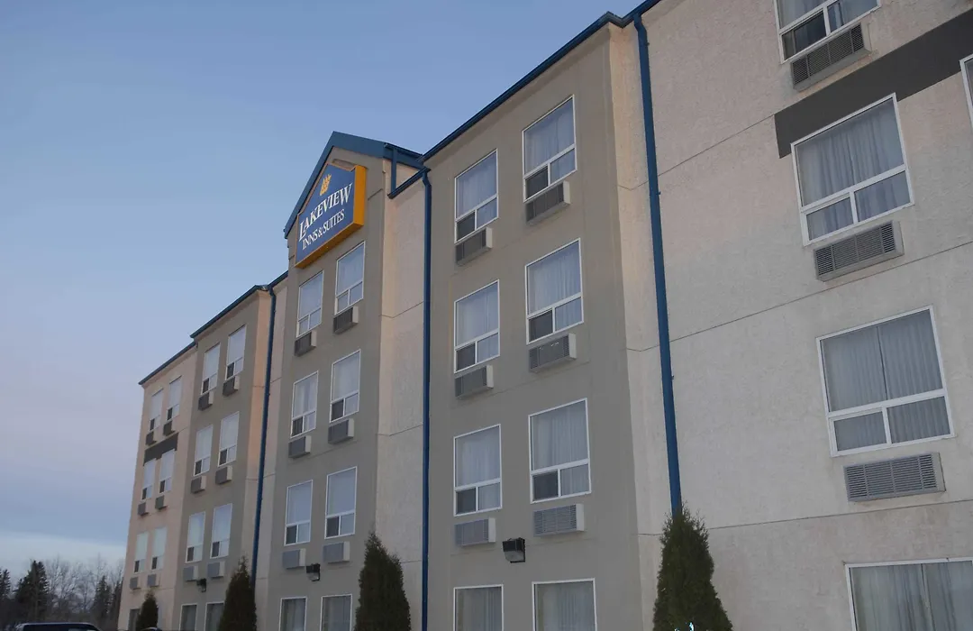 Lakeview Inns & Suites - Fort Saskatchewan-1