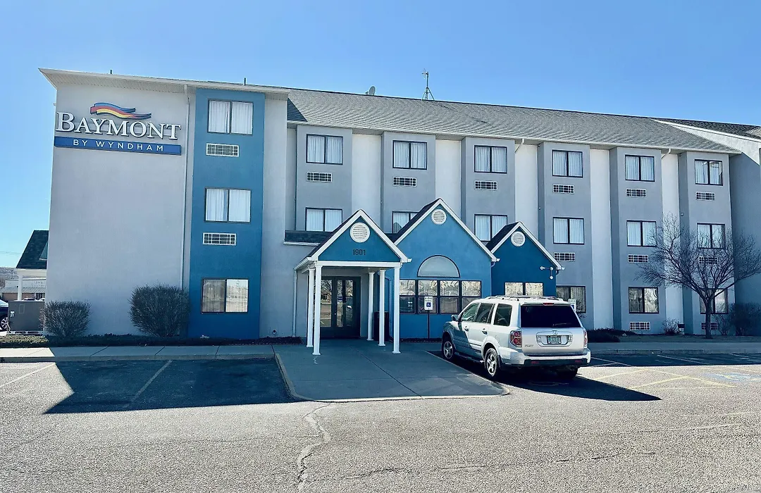 Baymont By Wyndham Farmington-1