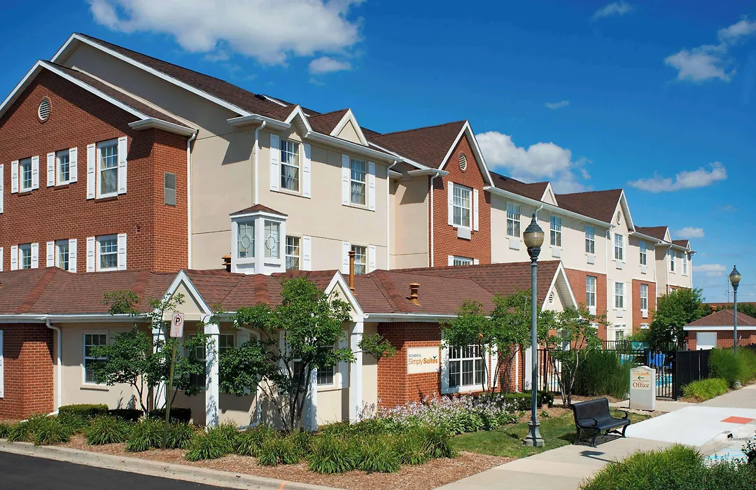 Sonesta Simply Suites Detroit Novi-1