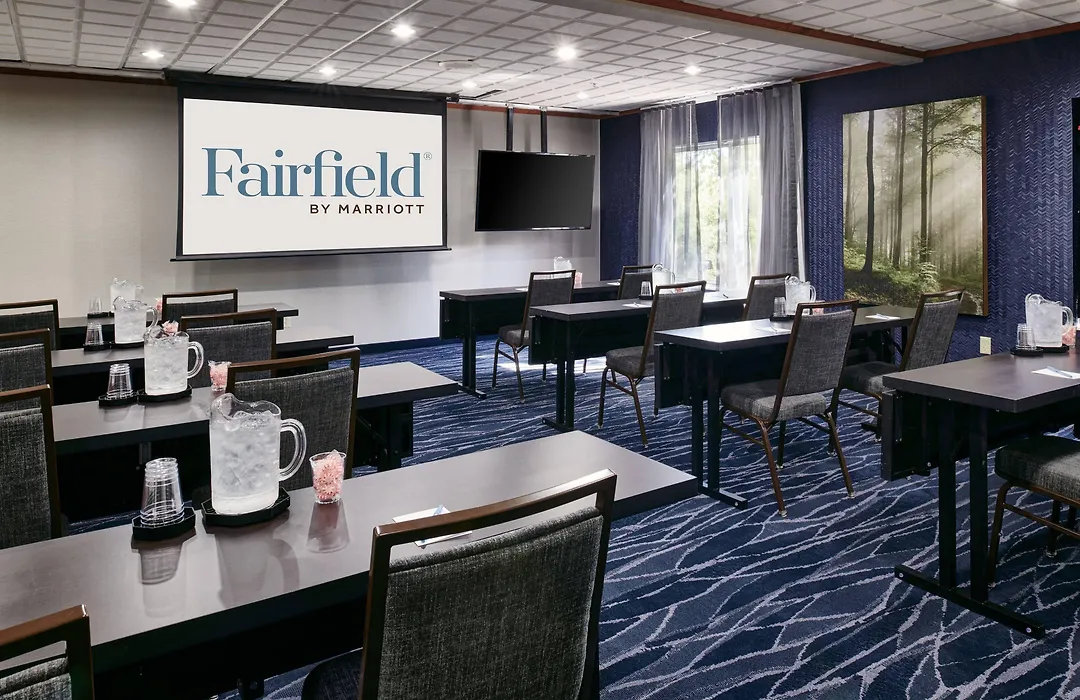 Fairfield Inn & Suites Detroit Livonia-1