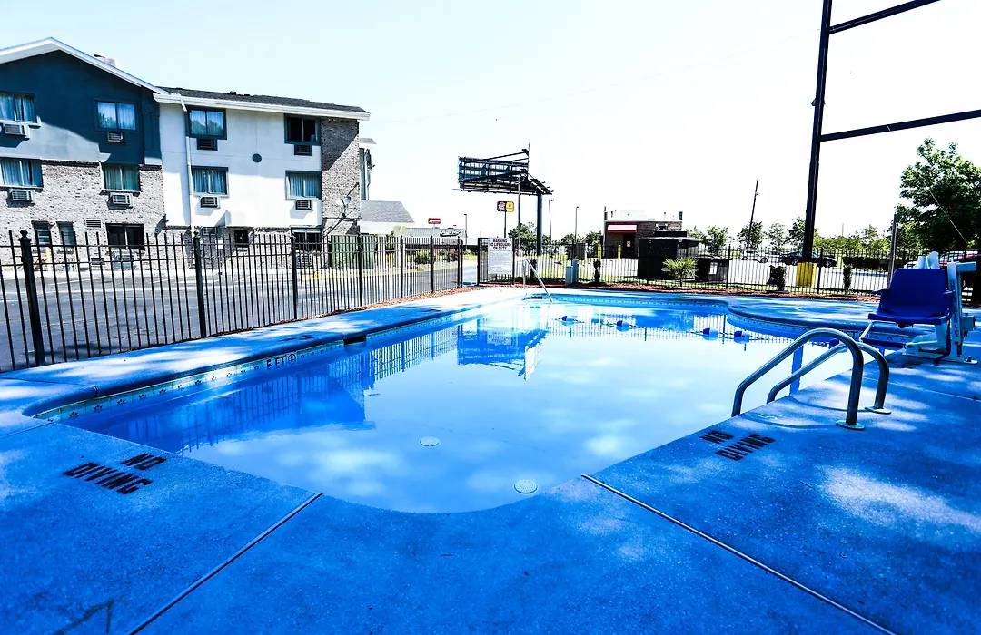 Super 8 By Wyndham Villa Rica-1