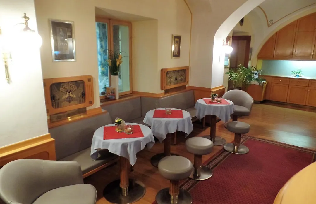 Hotel-Restaurant Minichmayr-1