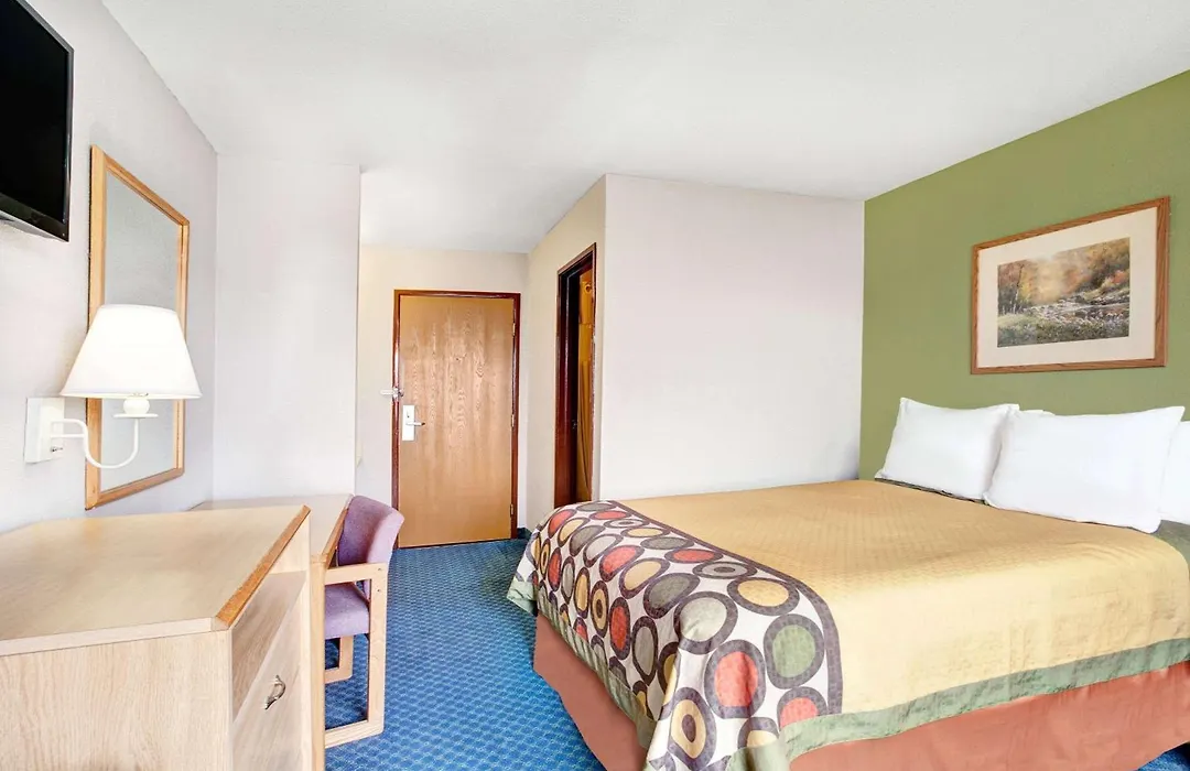 Super 8 By Wyndham West Memphis-1