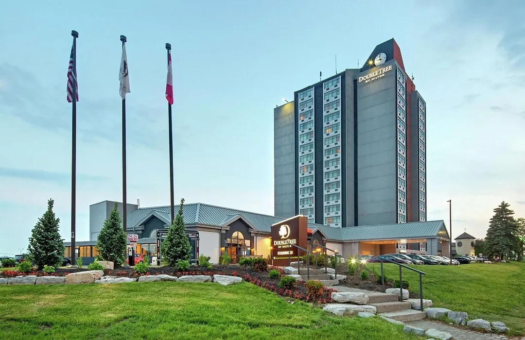 Doubletree By Hilton Toronto Airport, On-1