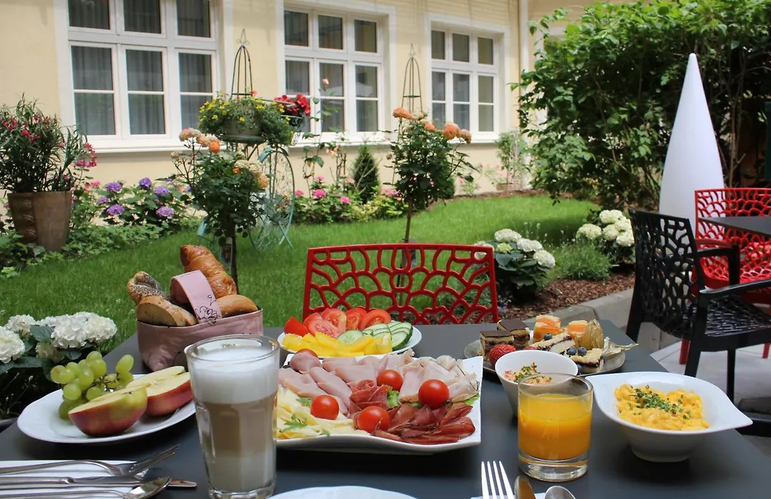 Hotel Josefshof Am Rathaus-1