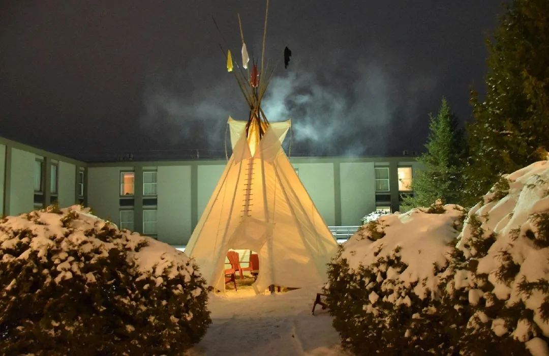 Ramada By Wyndham Timmins-1