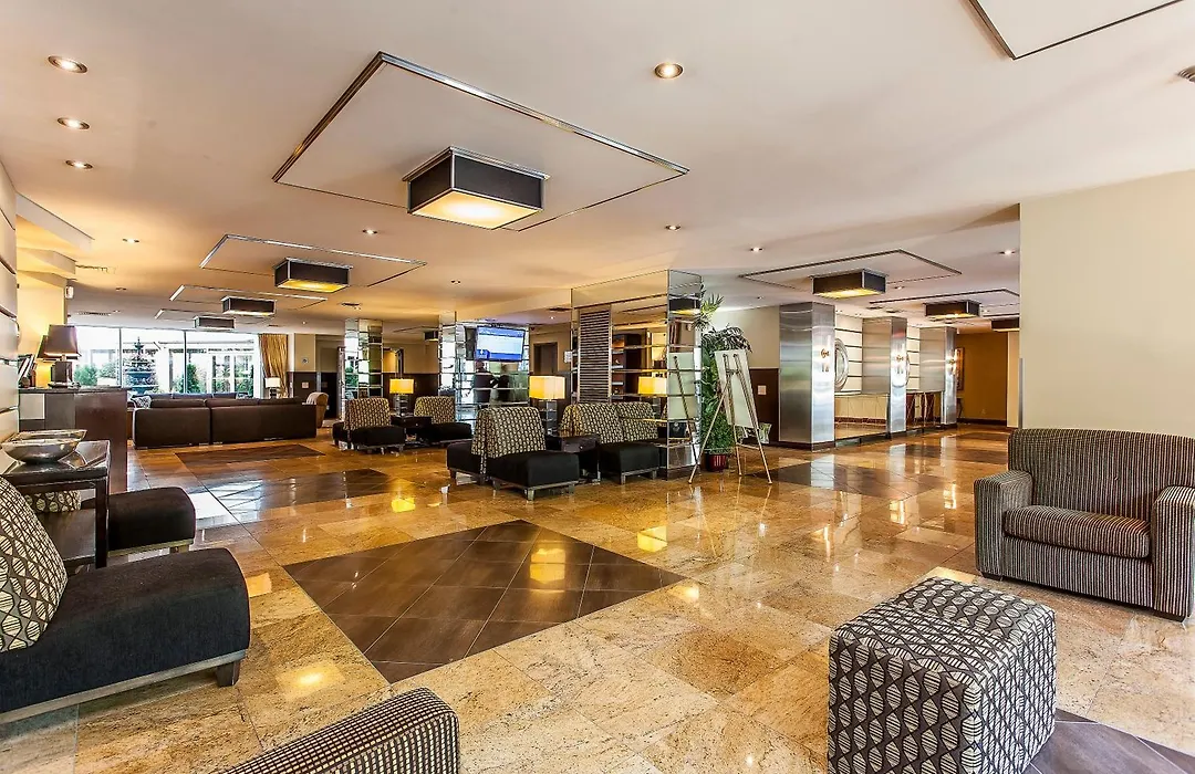 Le Nouvel Hotel-1
