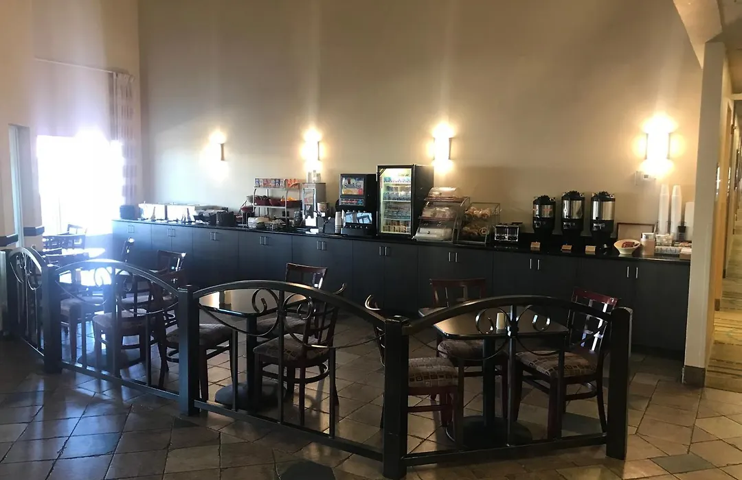 Hawthorn Suites Las Vegas-1