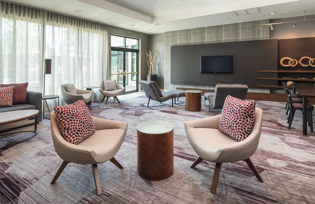 Courtyard By Marriott Seattle Federal Way-1