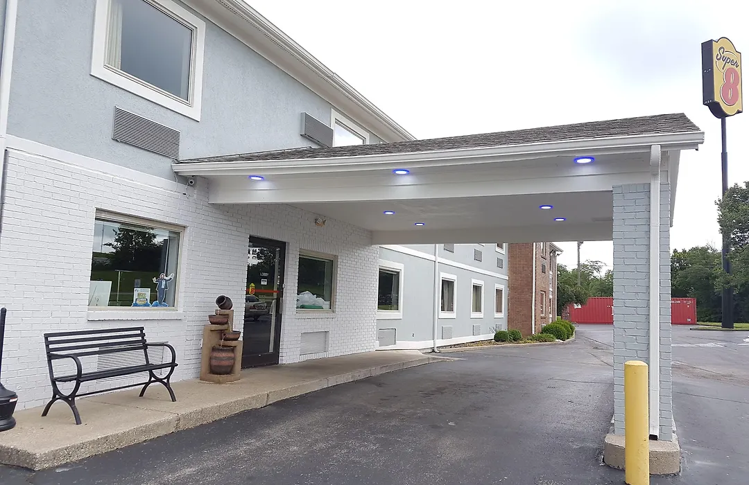 Super 8 By Wyndham Lexington Hamburg Area-1