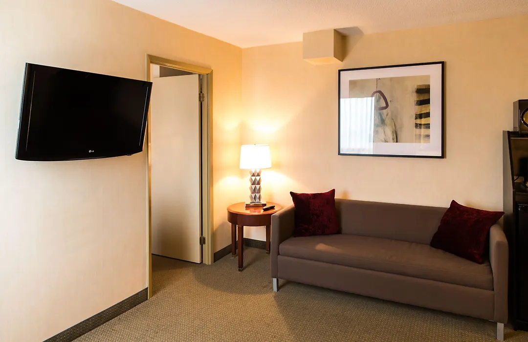Courtyard By Marriott Kitchener-1
