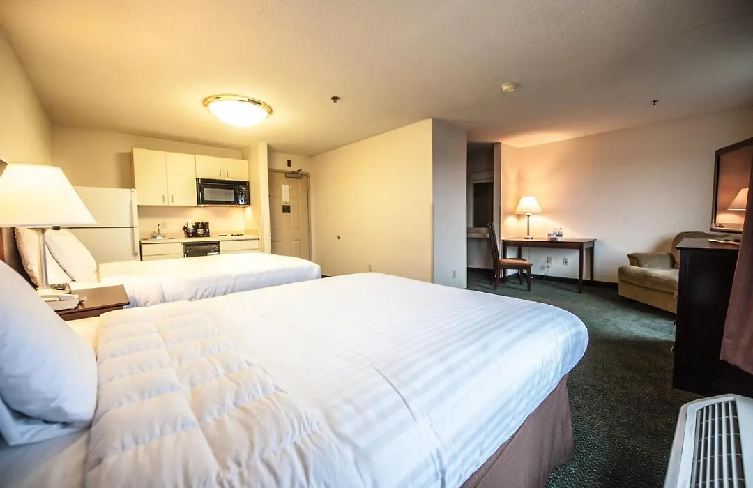 Greystone Inn & Suites-1
