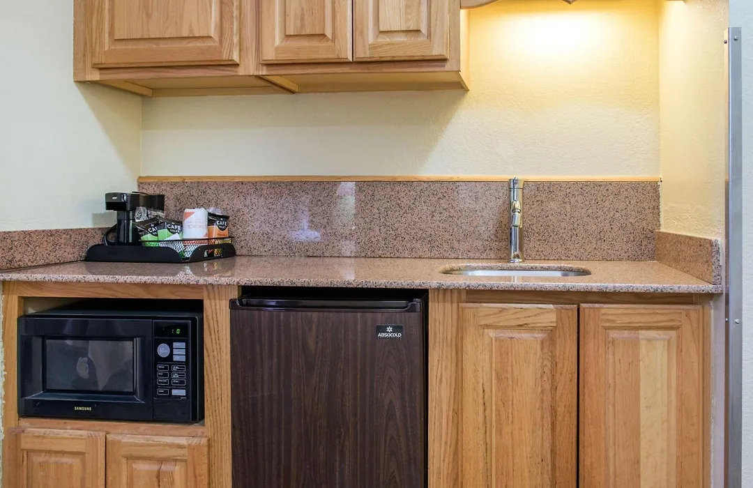 Quality Inn Jacksonville Near I-72-1