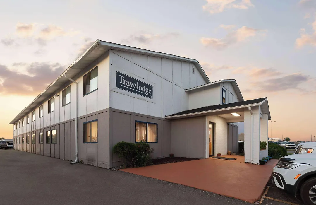 Travelodge By Wyndham Redwood Falls-1