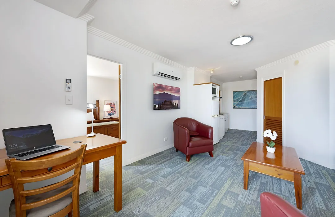 Burnett Riverside Hotel-1