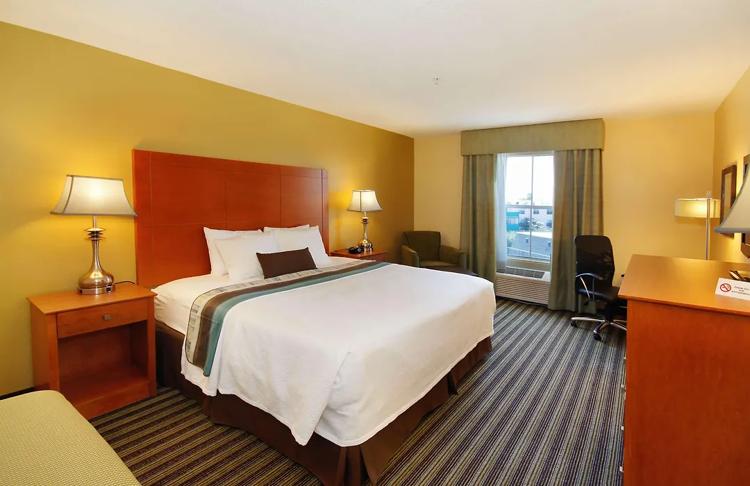 Best Western Plus Seawall Inn & Suites By The Beach-1